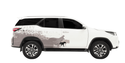 4x4 Toyota Fortuner SUV