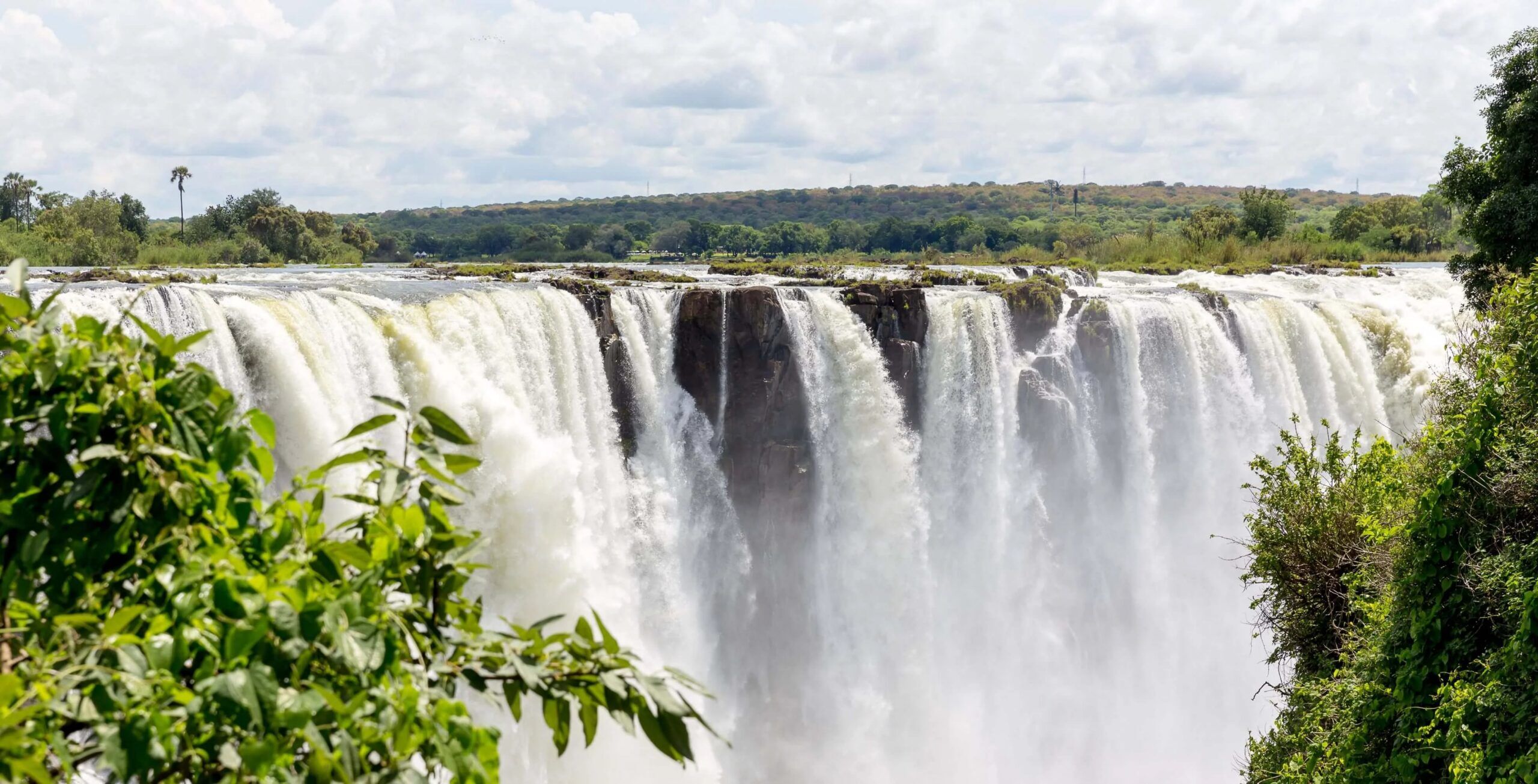 Arrivée à l'aéroport international de Victoria Falls au Zimbabwe