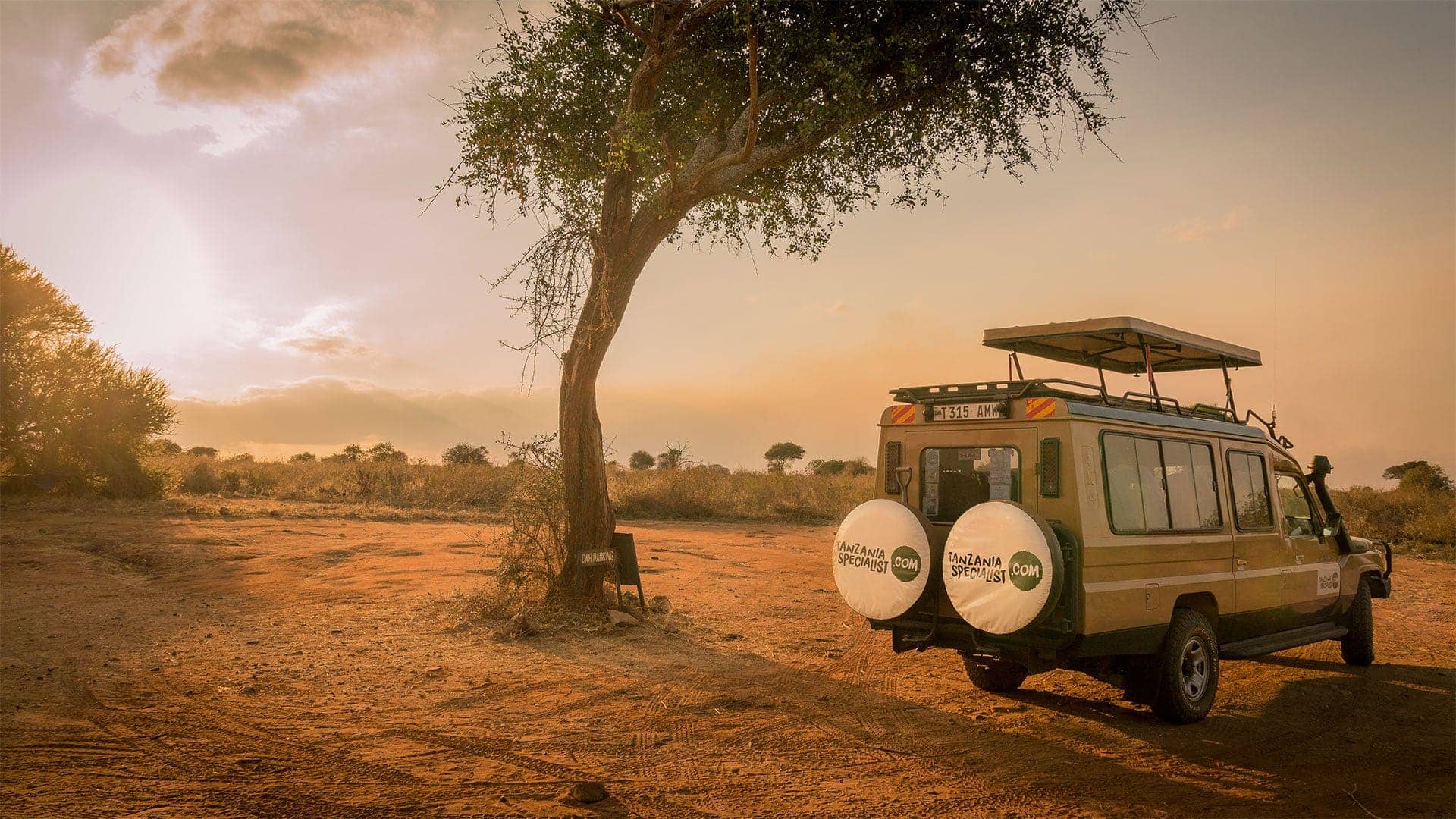 Trajet en voiture vers votre hébergement situé à l’extérieur du parc national d’Amboseli