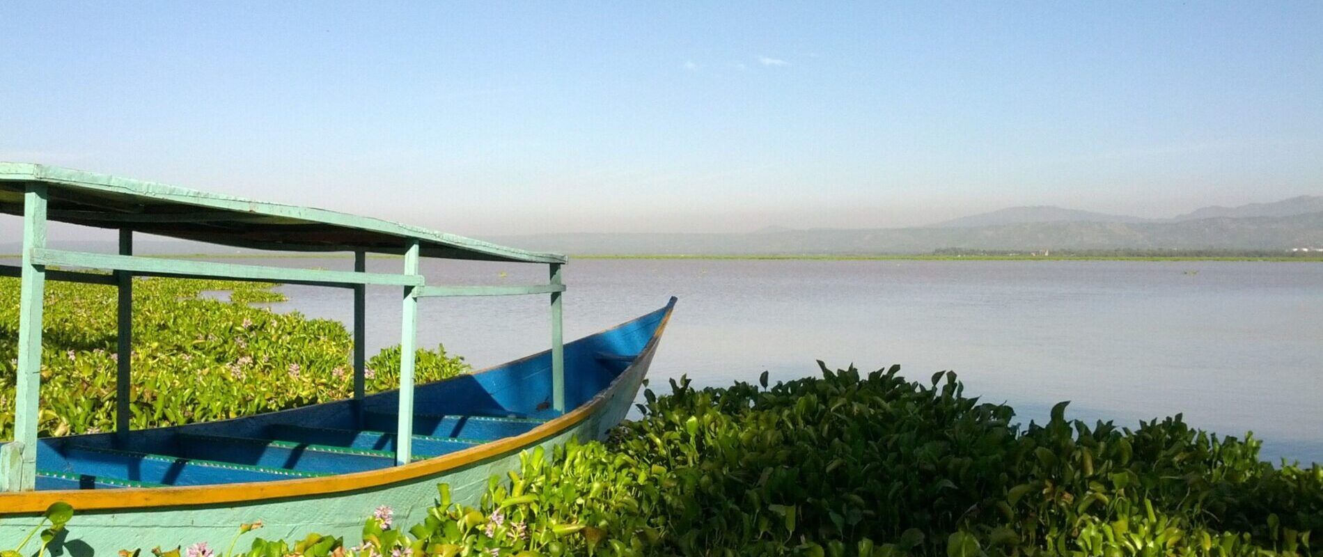 Boat lake Victoria