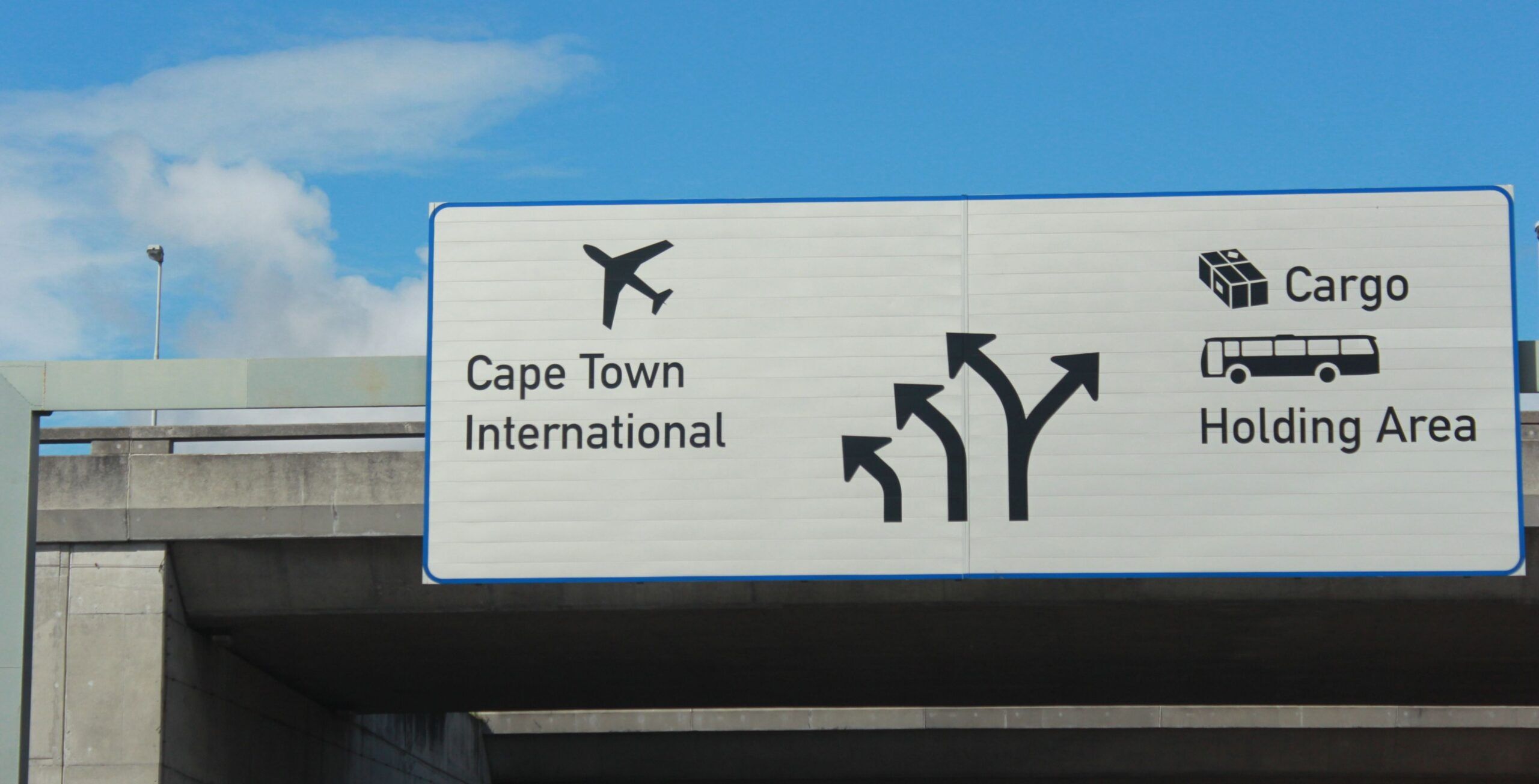 Arrivée à l'aéroport international du Cap